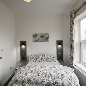 Kamer met een Queen Size Bed